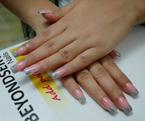 nail art services